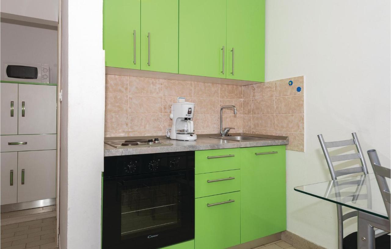 Beautiful Apartment In Rogoznica With Wifi Zewnętrze zdjęcie