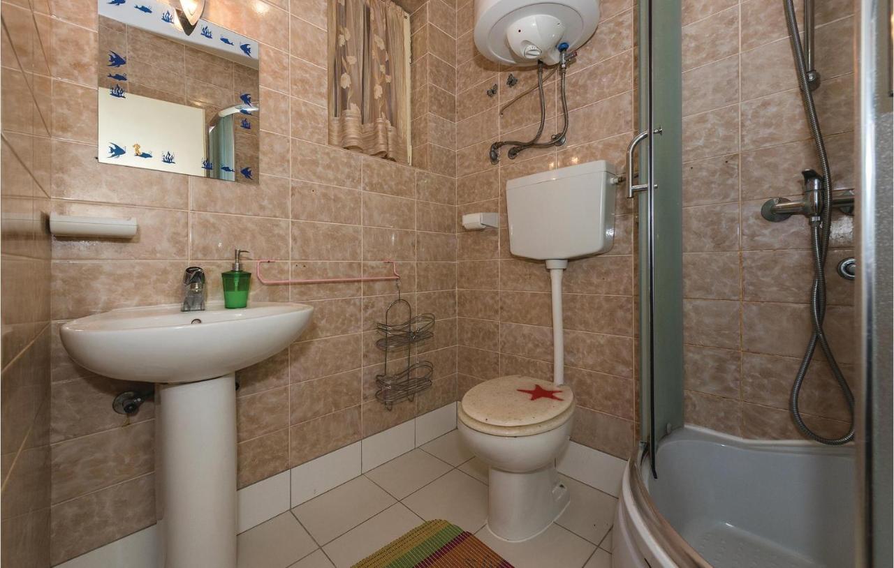 Beautiful Apartment In Rogoznica With Wifi Zewnętrze zdjęcie